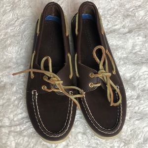 ⛵️ brown leather sperry top siders